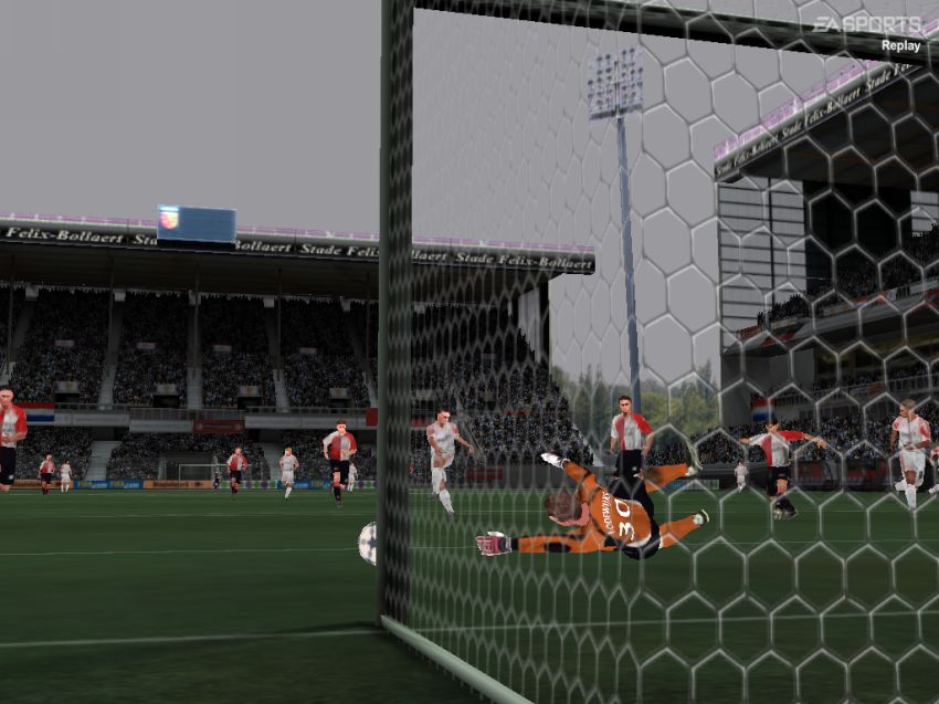 FIFA Football 2004(PC)